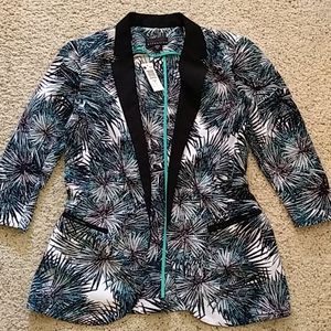 🆕Attention Printed Blazer